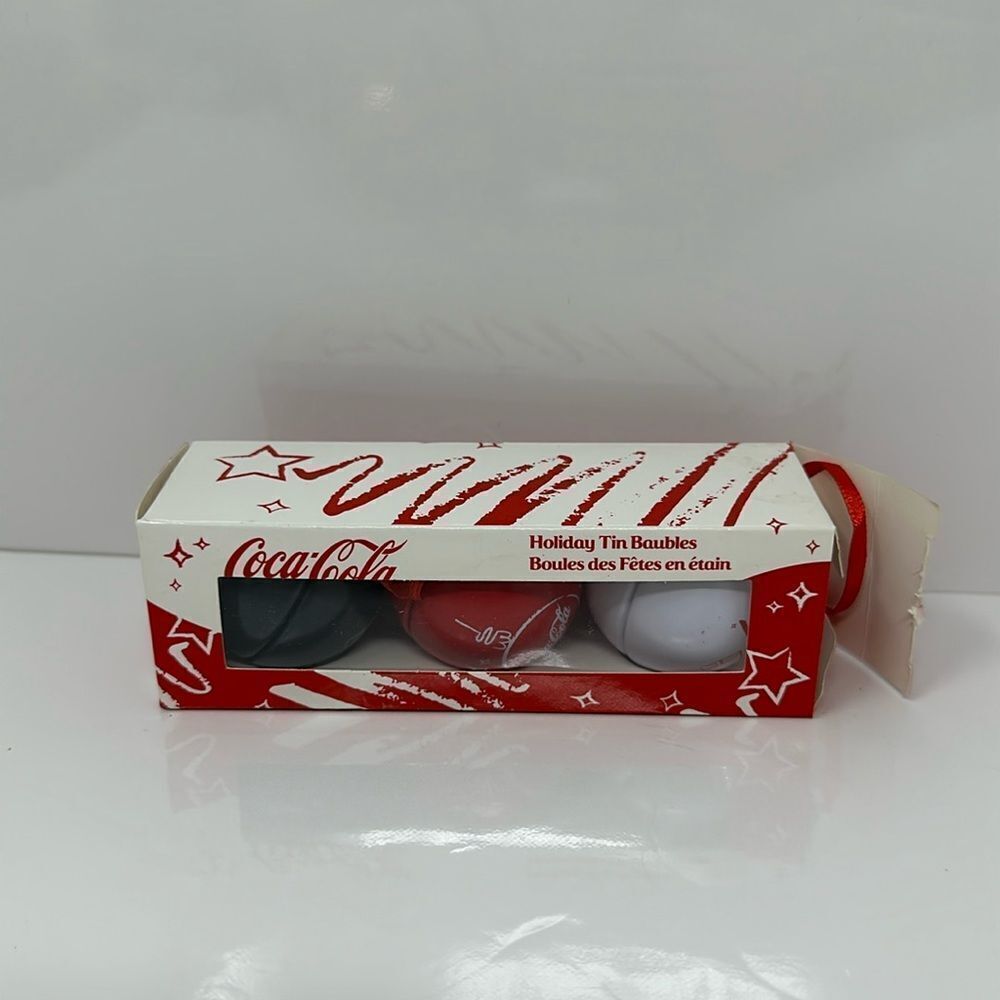 Coca-Cola Christmas Holiday Tin ornament